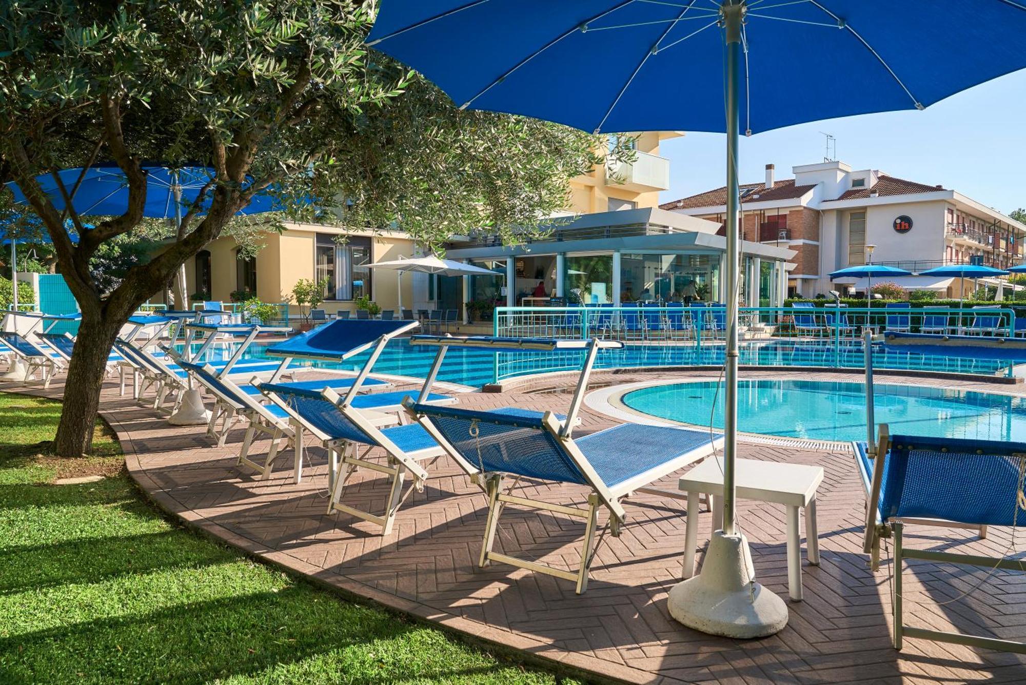 Junior Family Hotel Cavallino-Treporti Kültér fotó
