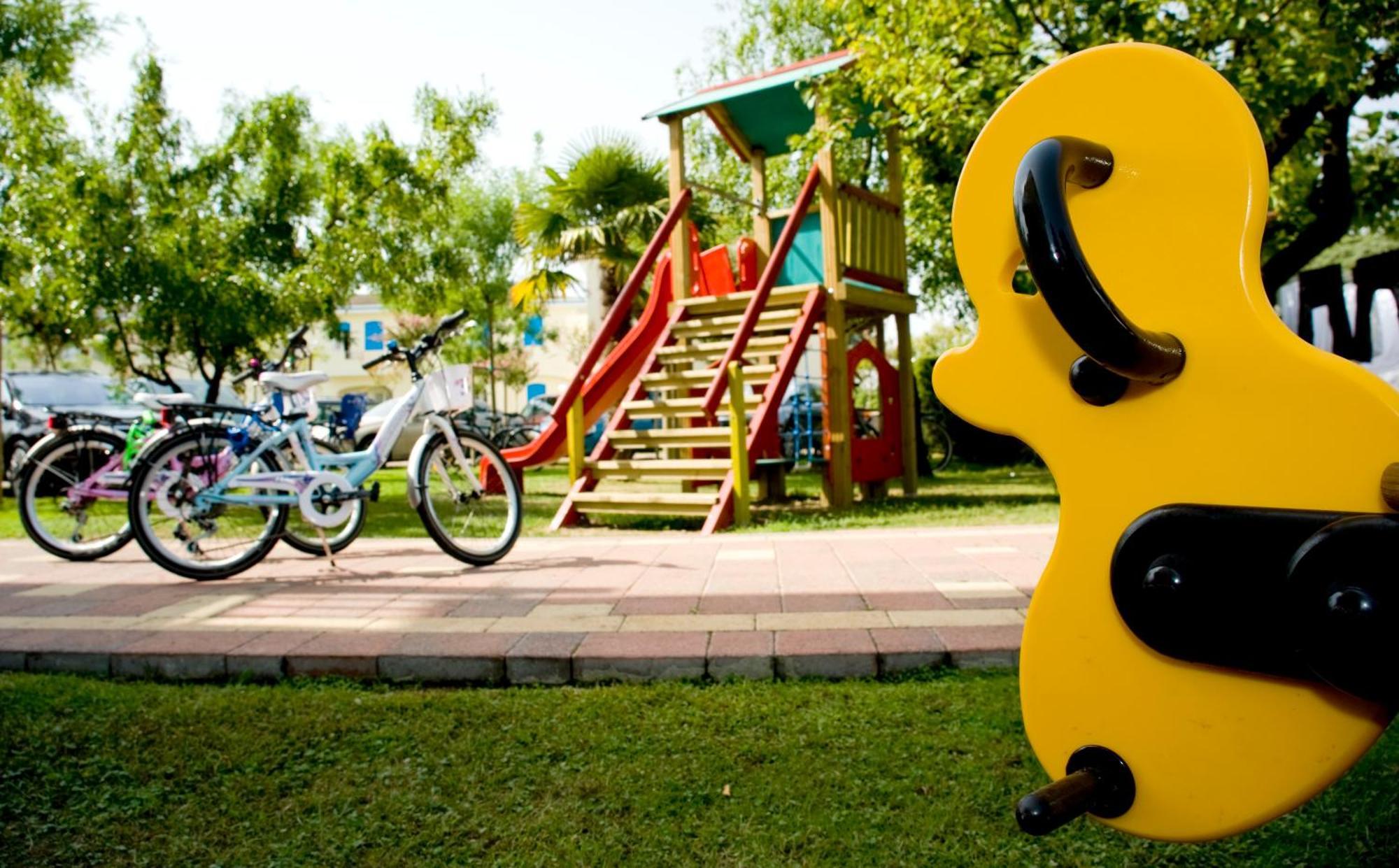 Junior Family Hotel Cavallino-Treporti Kültér fotó